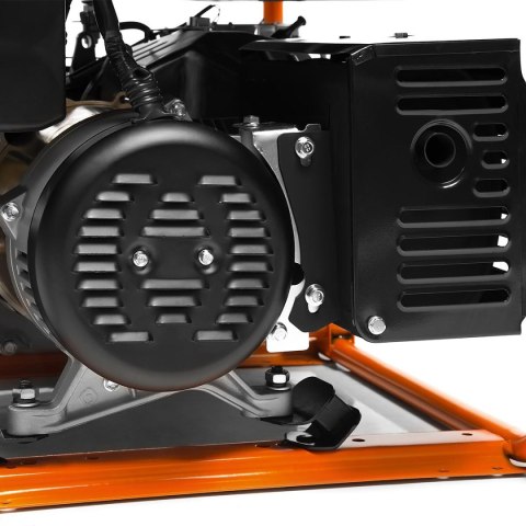 ZESTAW AGREGAT PRĄDOTWÓRCZY DAEWOO GDA 7500E 6.5kW + 2x GENERATOR OIL SAE 10W-30 DWO 600