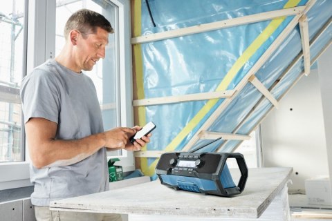 RADIO AKUMULATOROWE GPB 18V-2 C FM BLUETOOTH 0*AH RADIO AKUMULATOROWE GPB 18V-2 C FM BLUETOOTH 0*AH